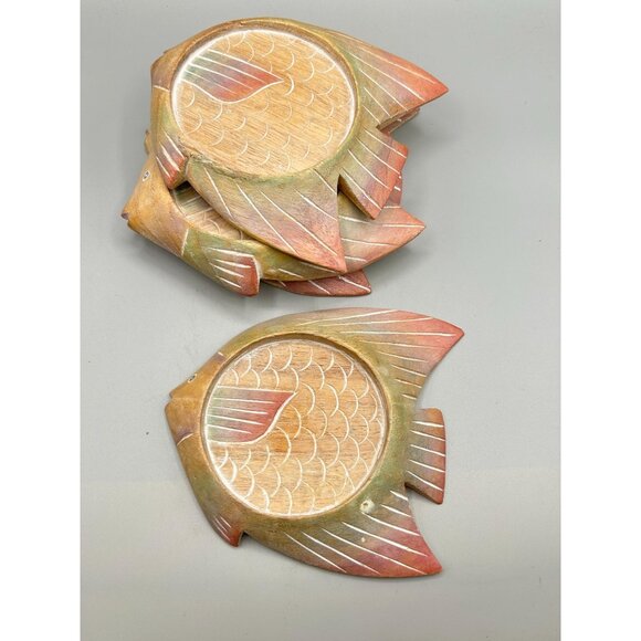 Beach House Decor Fish Coasters Set of 4 80s 90s Wood Carved Pastel Angel Fish - Picture 3 of 9